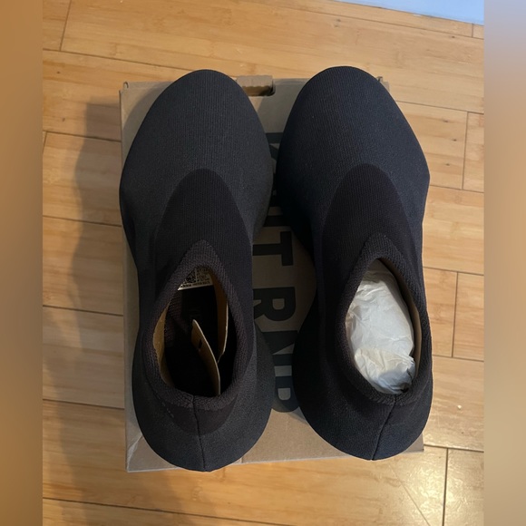 Yeezy Knit RNR - Picture 7 of 7